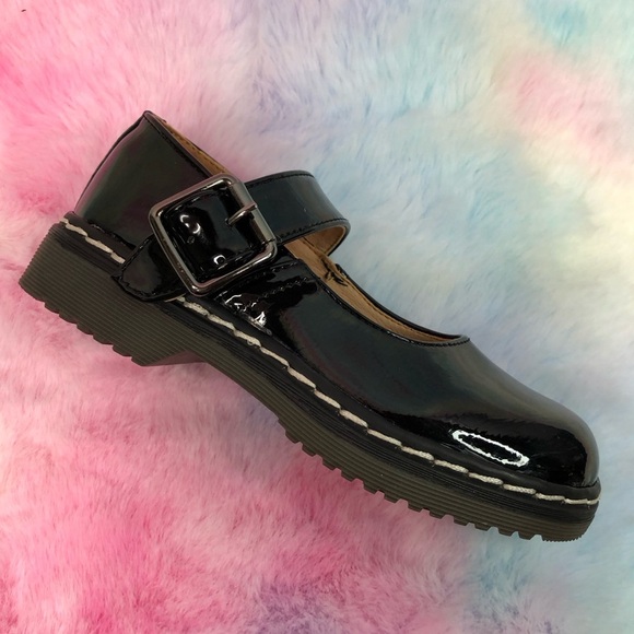 Lucita Other - Mary Jane (K-Lily01)